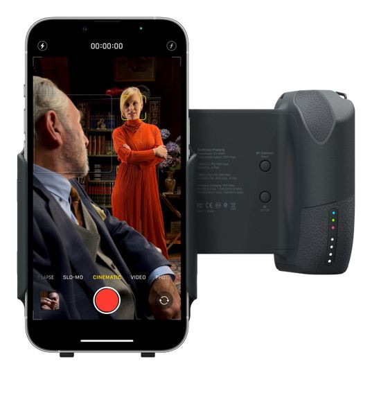 گریپ حرفه‌ای موبایل ShiftCam ProGrip | دسته ارگونومیک عکاسی و فیلم‌برداری با پاوربانک و شاتر بلوتوث
